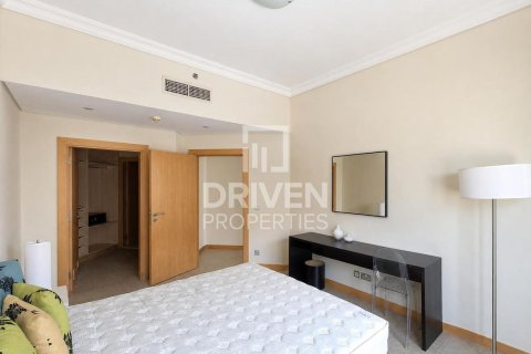 Appartement te huur in Palm Jumeirah, Dubai, VAE 2 slaapkamers, 185.53 vr.m., nr 745533 - foto 6