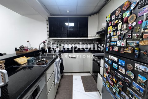 Apartment sa Greens, Dubai, UAE 3 silid-tulugan, 153.47575600 sq.m. № 699222 - larawan 10