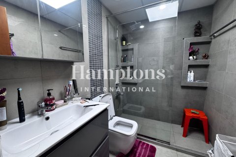 Apartment sa Greens, Dubai, UAE 3 silid-tulugan, 153.47575600 sq.m. № 699222 - larawan 2