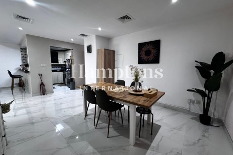 Apartment sa Greens, Dubai, UAE 3 silid-tulugan, 153.47575600 sq.m. № 699222 - larawan 11