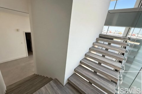 Vila u gradu Nadd Al Sheba, Dubai, UAE 4 spavaće sobe, 416.21 m2 Br. 761210 - Slika 8