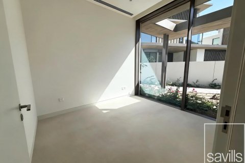 Vila u gradu Nadd Al Sheba, Dubai, UAE 4 spavaće sobe, 416.21 m2 Br. 761210 - Slika 4