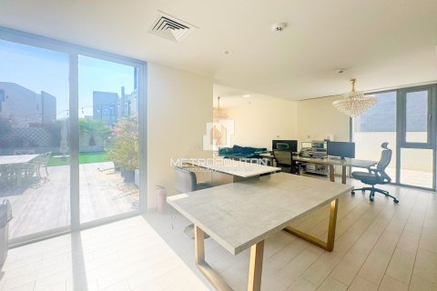 Villa til salg i Dubai South (Dubai World Central), Dubai, UAE 3 soveværelser, 476 kvm № 664096 - foto 2