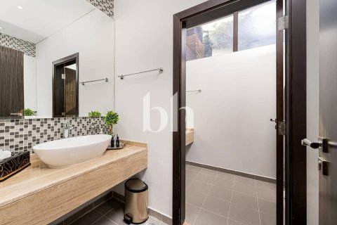 Villa zur Miete in DAMAC Hills (Akoya by DAMAC), Dubai, VAE 6 Schlafzimmer, 1000 m2 Nr. 645377 - Foto 29