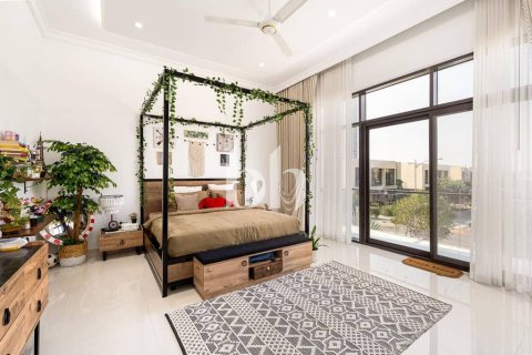 Villa zur Miete in DAMAC Hills (Akoya by DAMAC), Dubai, VAE 6 Schlafzimmer, 1000 m2 Nr. 645377 - Foto 26