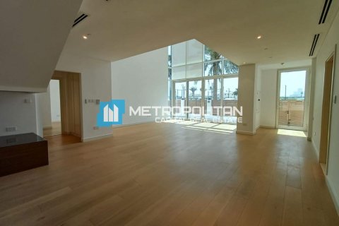 Városi lakóépület itt: Saadiyat Island, Abu Dhabi, EAE, 3 hálószoba, 387.8 m², azonosító: 651972 - fénykép 2