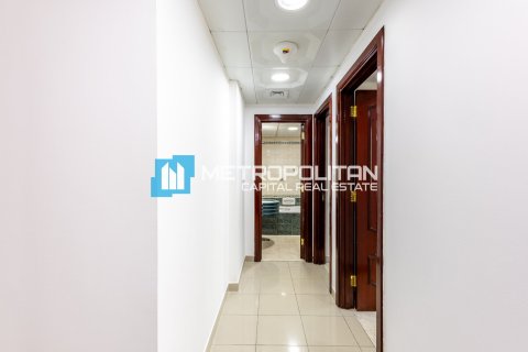 Apartament do wynajęcia w Corniche Road, Abu Dhabi, ZEA 3 sypialnie, 127.5 mkw., nr 651975 - zdjęcie 12