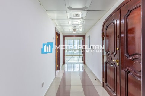 Apartament do wynajęcia w Corniche Road, Abu Dhabi, ZEA 3 sypialnie, 127.5 mkw., nr 651975 - zdjęcie 2