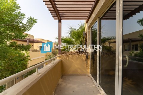 Vila u Al Raha Gardens, Abu Dhabi, UAE 3 spavaćih soba, 324.4 m2 Br. 651971 - fotografija 4