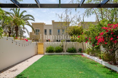 Villa sa The Springs, Dubai, UAE 2 silid-tulugan, 186.31975359 sq.m. № 591823 - larawan 22
