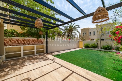 Villa sa The Springs, Dubai, UAE 2 silid-tulugan, 186.31975359 sq.m. № 591823 - larawan 21