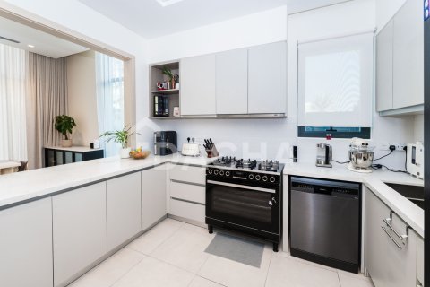Müüa ridamaja asukohaga Al Furjan, Dubai, AÜE: 4 magamistoaga, 347 m² Nr 710349 - pilt 7