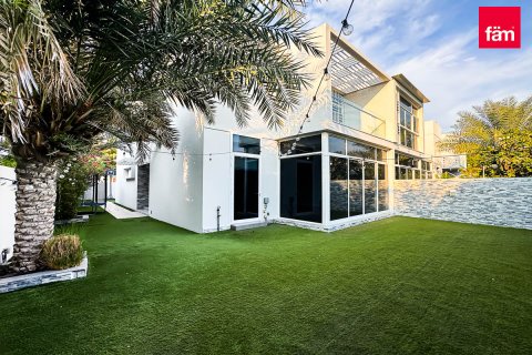 Kuća u nizu u gradu Dubai, UAE 4 spavaće sobe, 316.6 m2 Br. 660510 - Slika 1