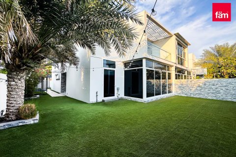 خانه شهری برای اجاره در Dubai، امارات متحده عربی 4 خوابه ، 316.6 متر مربع ، شماره 660510 - تصویر 2