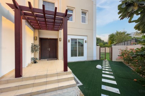 Vila v Dubai, SAE 3 ložnice, 677.8 m² Č.: 660508 - fotografie 27