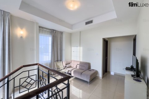 Vila v Dubai, SAE 3 ložnice, 677.8 m² Č.: 660508 - fotografie 23