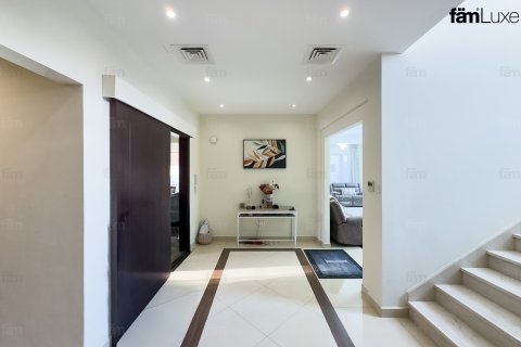 Vila v Dubai, SAE 3 ložnice, 677.8 m² Č.: 660508 - fotografie 5