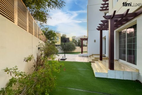 Vila v Dubai, SAE 3 ložnice, 677.8 m² Č.: 660508 - fotografie 20