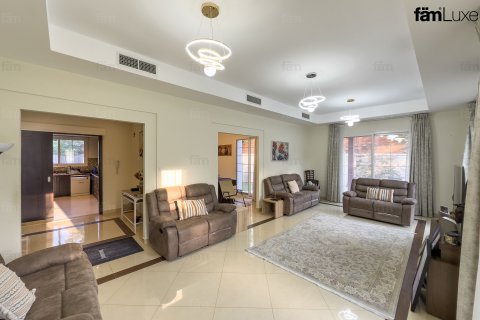 Vila v Dubai, SAE 3 ložnice, 677.8 m² Č.: 660508 - fotografie 3