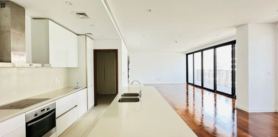 Apartment i Al Wasl, Dubai, UAE 3 soveværelser, 209.2 kvm № 660507