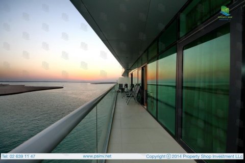 דירה ב Al Raha Beach, Abu Dhabi, איחוד האמירויות 2 חדרי שינה, 111 מ