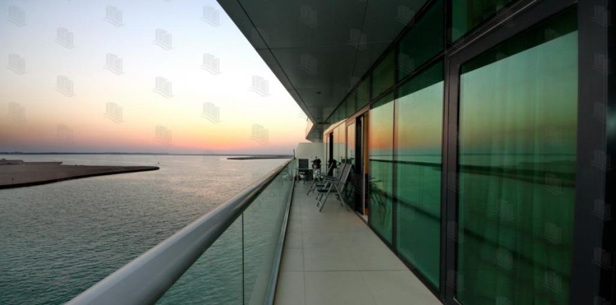 דירה ב Al Raha Beach, Abu Dhabi, איחוד האמירויות 2 חדרי שינה, 111 מ"ר מספר 717447