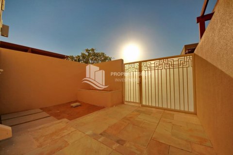 Townhouse di Al Raha Gardens, Abu Dhabi, UEA 4 kamar tidur, 255 m2 nomor 717449 - foto 6