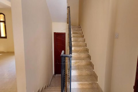 Villa in affitto a Eastern Road, Abu Dhabi, EAU 4 camere da letto, 232 mq. № 615411 - foto 5