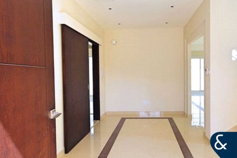 Villa sa Mudon, Dubai, UAE 3 silid-tulugan, 345 sq.m. № 667513 - larawan 3