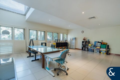 Vila v Arabian Ranches, Dubai, SAE 5 ložnice, 450 m² Č.: 666559 - fotografie 4