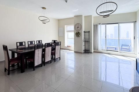 Apartmán v Jumeirah Lake Towers, Dubai, SAE 3 spálne, 181.25 m2 č. 750481 - Fotografia 4