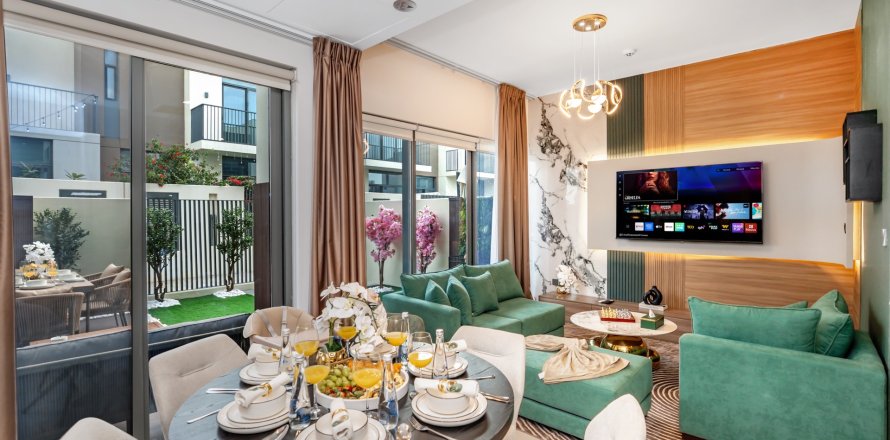 Townhouse i Arabian Ranches 3, Dubai, UAE 3 soveværelser, 128.58 kvm № 750476