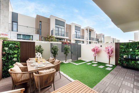 Townhouse til leje i Arabian Ranches 3, Dubai, UAE 3 soveværelser, 128.58 kvm № 750476 - foto 4
