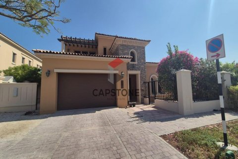 Vilë në Saadiyat Island, Abu Dhabi, Emiratet e Bashkuara Arabe 4 dhoma gjumi, 930 m2. № 604446 - Foto 4