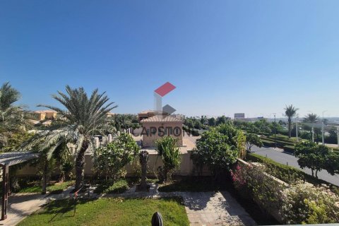 Vilë në Saadiyat Island, Abu Dhabi, Emiratet e Bashkuara Arabe 4 dhoma gjumi, 930 m2. № 604446 - Foto 5