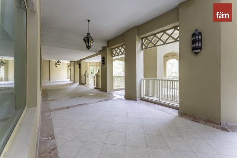 Palm Jumeirah, Dubai, UAE의 임대용 아파트 침실 1개, 66.9제곱미터 번호 631764 - 사진 3