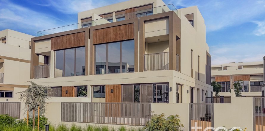 Vila v Tilal Al Ghaf, Dubai, SAE 4 spálne, 316.89 m2 č. 733524