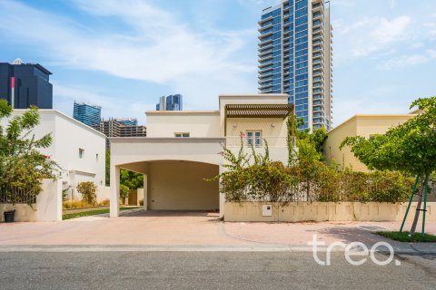 Villa en alquiler en Meadows, Dubai, EAU 3 dormitorios, 604.89 m2 № 733566 - foto 17