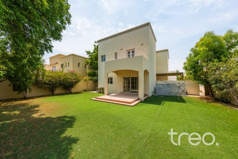 Villa en alquiler en Meadows, Dubai, EAU 3 dormitorios, 604.89 m2 № 733566 - foto 8