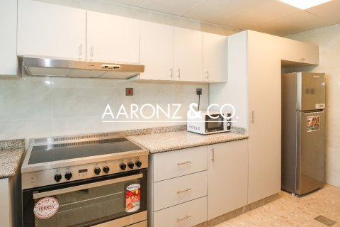 Apartmán v Dubai Marina, Dubai, SAE 3 spálne, 257 m2 č. 692812 - Fotografia 18