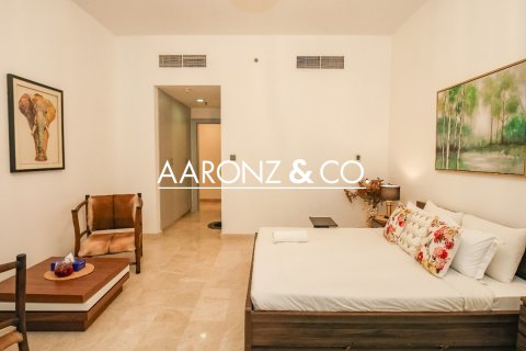 Apartmán v Dubai Marina, Dubai, SAE 3 spálne, 257 m2 č. 692812 - Fotografia 11