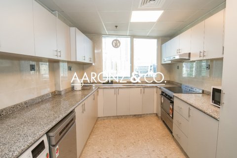 Apartmán v Dubai Marina, Dubai, SAE 3 spálne, 257 m2 č. 692812 - Fotografia 19