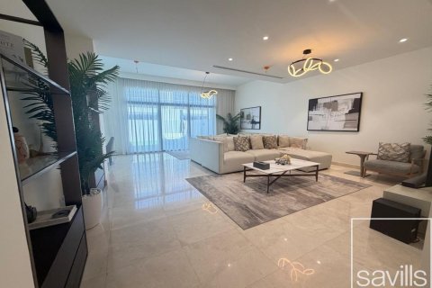 Villa en venta en Dubai South (Dubai World Central), Dubai, EAU 5 dormitorios, 422.34 m2 № 753498 - foto 3