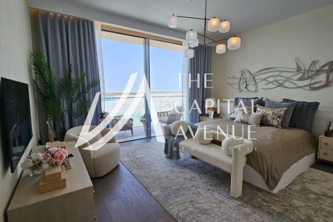 Villa til salg i Abu Dhabi, UAE 7 soveværelser, 515.43 kvm № 764448 - foto 6