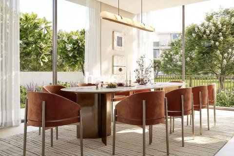 Vila v Dubai Investment Park, SAE 4 ložnice, 353 m² Č.: 626358 - fotografie 3