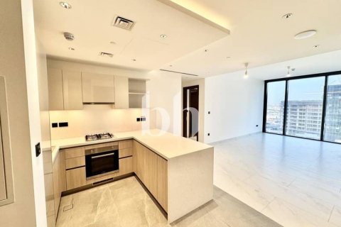 Appartement te huur in Dubai, VAE 2 slaapkamers, 103 vr.m., nr 645250 - foto 1