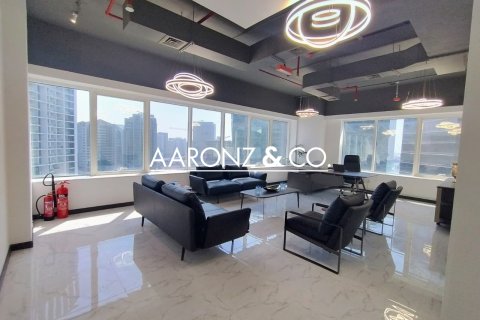 Oficina en alquiler en Business Bay, Dubai, EAU 135.1 m2 № 670660 - foto 19