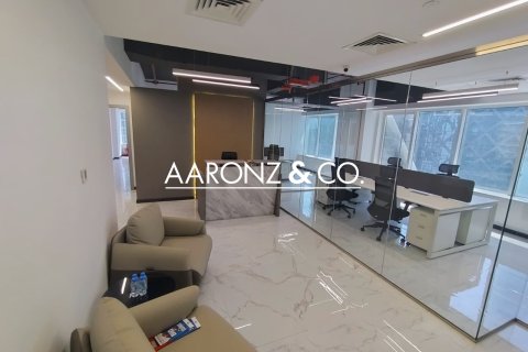 Oficina en alquiler en Business Bay, Dubai, EAU 135.1 m2 № 670660 - foto 4