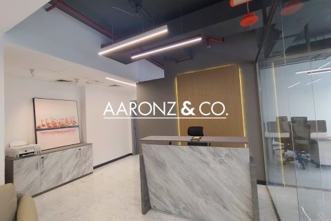 Oficina en alquiler en Business Bay, Dubai, EAU 135.1 m2 № 670660 - foto 2