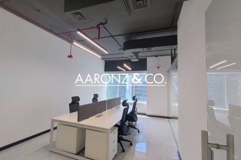 Oficina en alquiler en Business Bay, Dubai, EAU 135.1 m2 № 670660 - foto 18